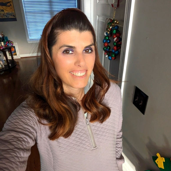 Meet your Posher, Aimee - Picture 1 of 1